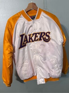Nike Lakers Vintage Boys XL White and Gold Satin Bomber Jacket